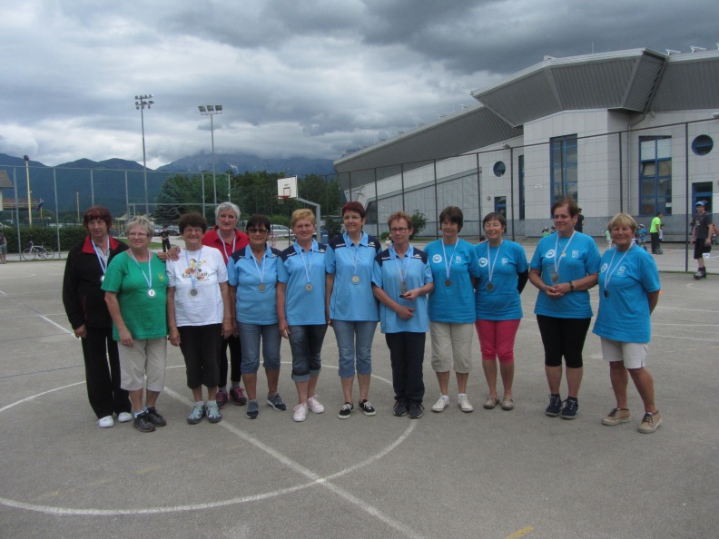 IMG_8110_Zmagovalne ženske ekipe (Šernčur, Škofja Loka, Kranj) na prvenstvu PZDU Gorenjske v prstometu.JPG