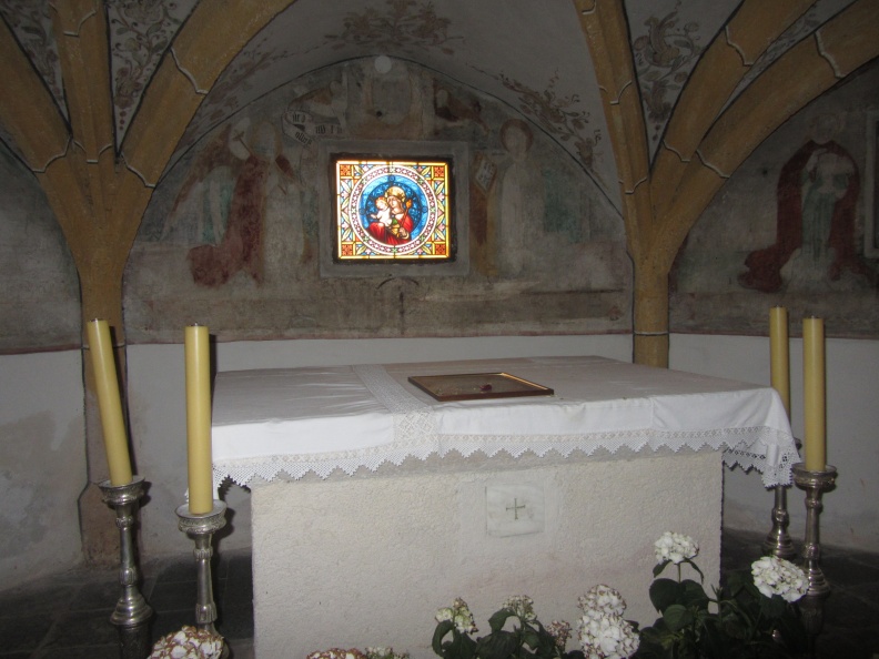 IMG_0496_Maria Wörth (Otok)-cerkev sv. Primoža in Felicijana.JPG