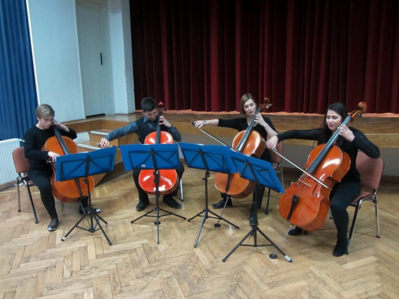 IMG_0427_Ansambel violončel Cellostrike Nova Gorica.JPG