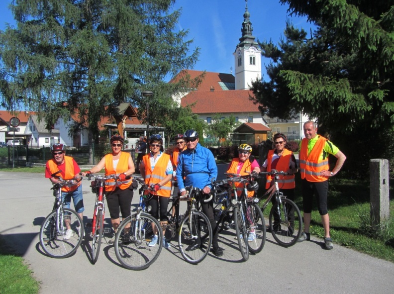 IMG 2967 Kolesarji DU Šenčur ob otvoritveni kolesarski turi v letu 2017