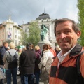 IMG 5454 Literarne poti Ljubljane-pred Prešernovim spomenikom