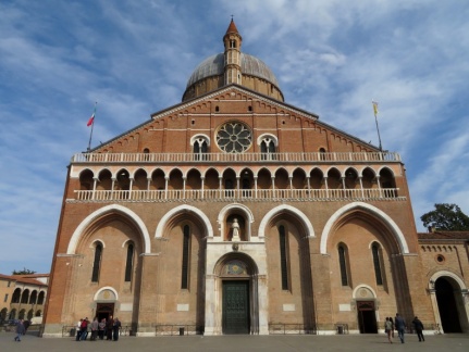 IMG 9254 Padova-bazilika sv. Antona Padovanskega