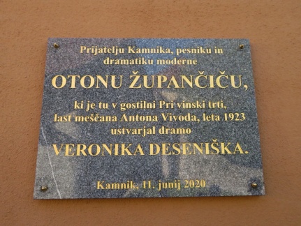 IMG 6230 Kamnik-Pri vinski trti-spominska plošča Otonu Župančiču