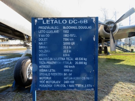 IMG 2104 Letalo DC-6B na brniškem letališču