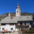 IMG 3049 Jalnova rojstna hiša in zvonik cerkve sv. Klemena v Rodinah