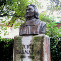 IMG 8391 Krško-kip Jurija Dalmatina v Mestnem parku