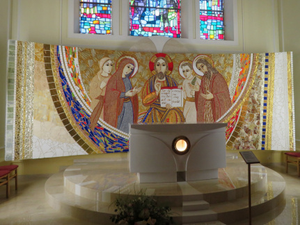 IMG 8422 Zaplaz-Marijina romarska cerkev-Grozdetov stranski oltar z Rupnikovim mozaikom