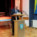IMG_0693_Predsednik DU Šenčur Ciril Sitar na slavnostni akademiji ob 70-letnici DU Šenčur.JPG